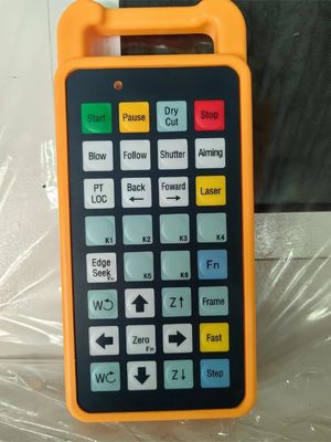 Macchina di taglio laser a fibra chiusa ad alta potenza 3015 con copertura di protezione 4kw 6kw 8kw