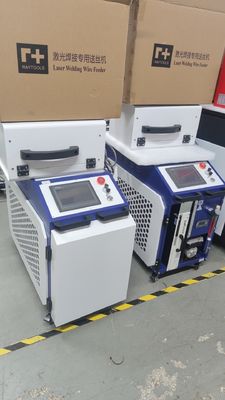 Raycus 1500W 2000W 3000W Handheld Laser Welding Machine con sistema di controllo user-friendly