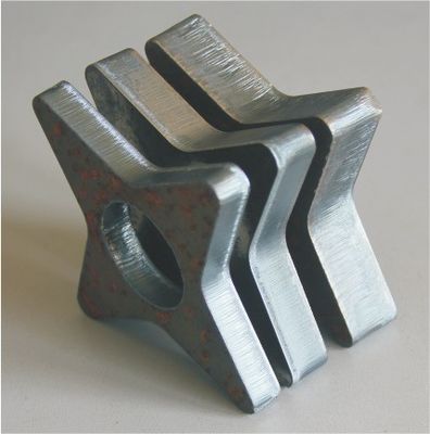 Esperienza nel taglio con macchine CNC per taglio laser a fibra di carbonio