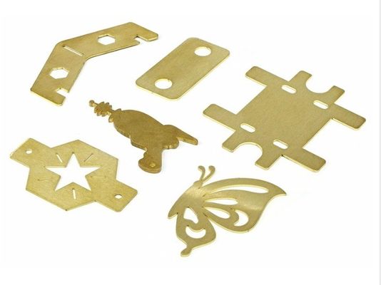 Macchine di taglio laser a fibra di 1500w 2000w 3000w per il taglio CNC di lamiere metalliche