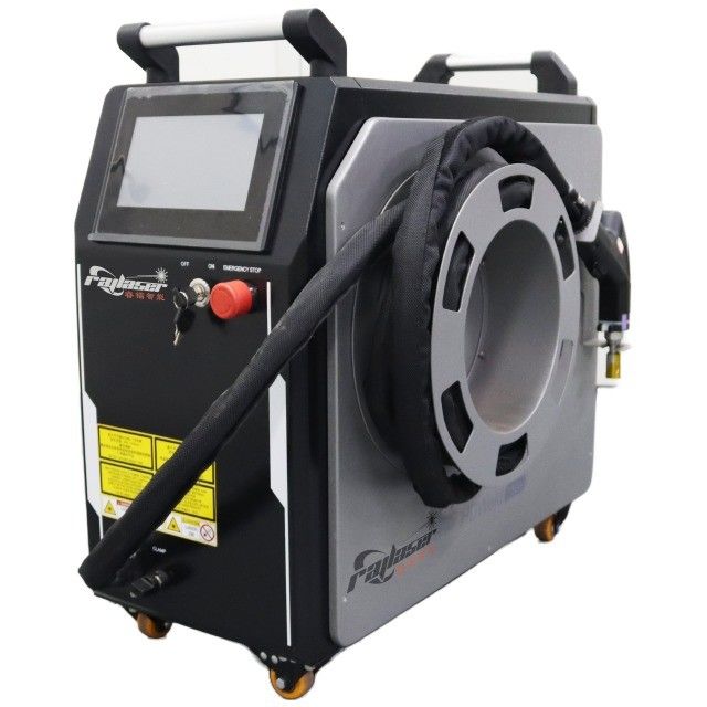 Saldatore laser a fibra di alluminio SS CS MS con sistema di raffreddamento ad aria 1500W portatile